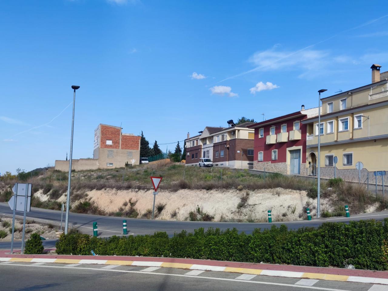  Solar calle 6 Diciembre